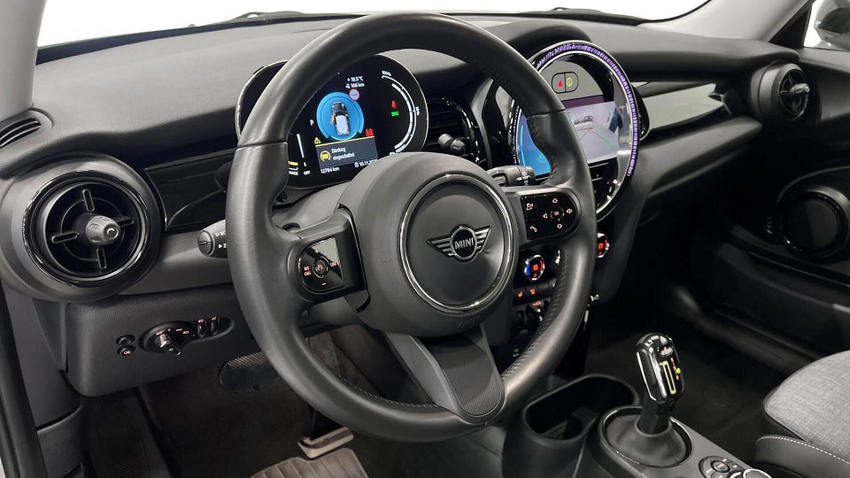 MINI Cooper SE Classic Trim 3d