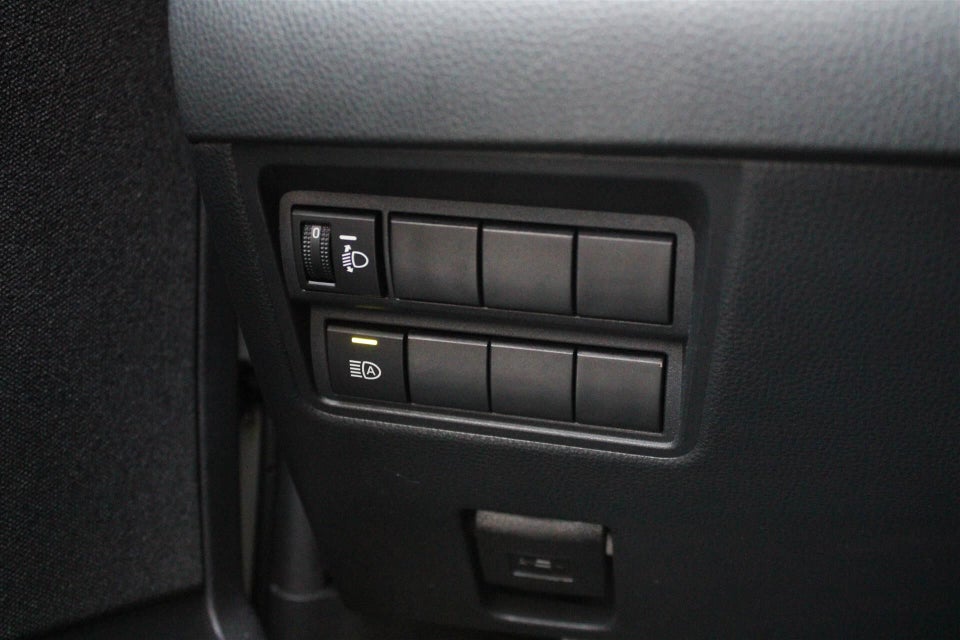 Toyota Yaris 1,5 Hybrid H3 e-CVT 5d