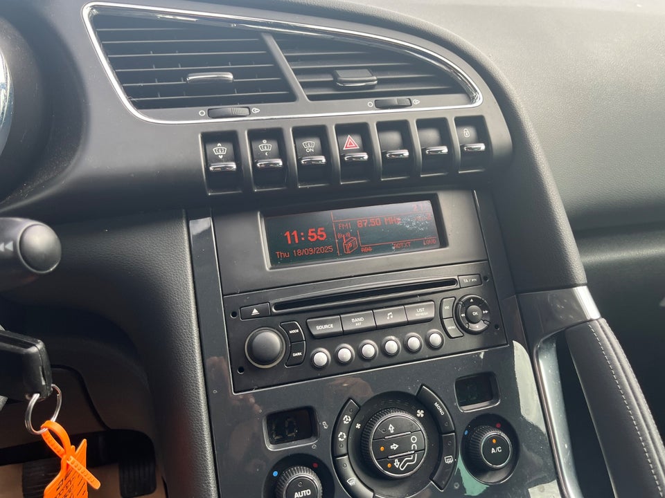 Peugeot 3008 1,6 HDi 110 Premium 5d