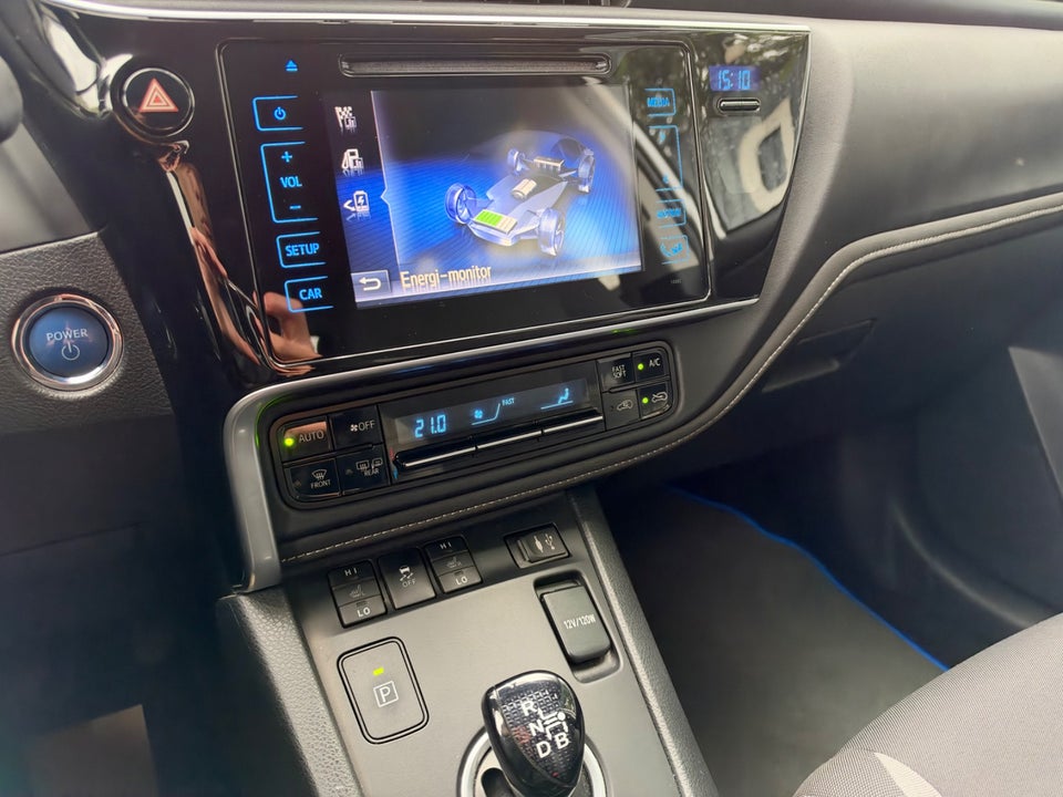 Toyota Auris 1,8 Hybrid H2 Comfort Touring Sports CVT 5d