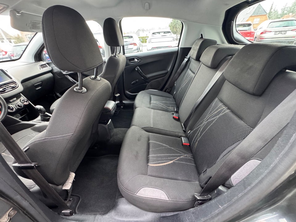 Peugeot 208 1,4 HDi 68 Active 5d