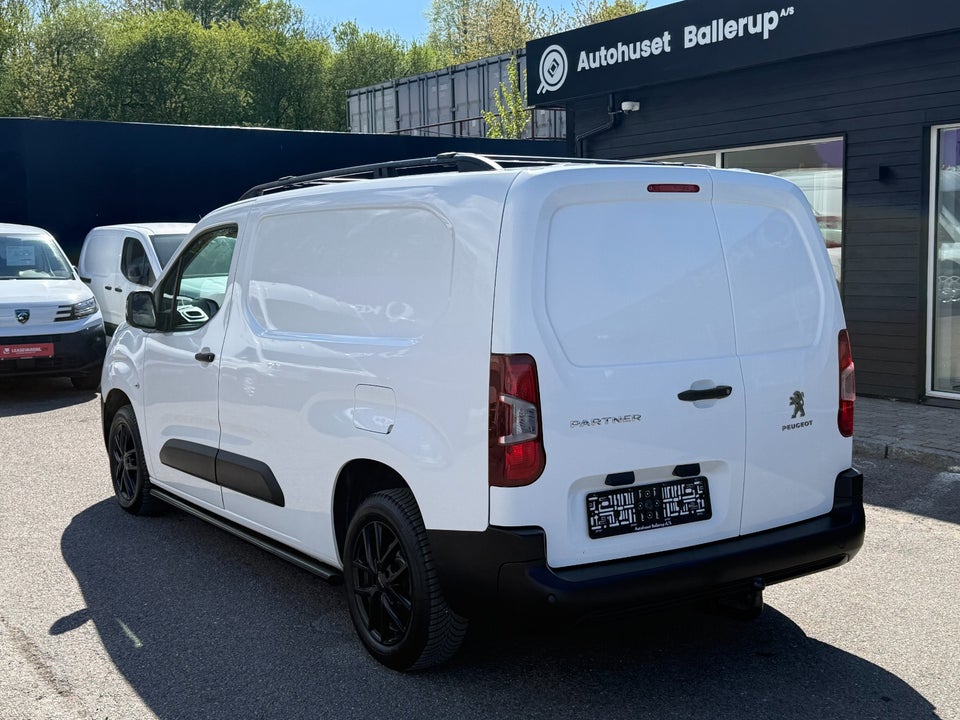 Peugeot Partner 1,5 BlueHDi 130 L2V2 Plus EAT8 Van