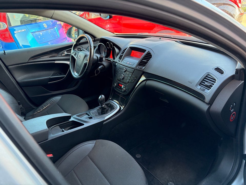 Opel Insignia 2,0 CDTi 130 Edition Sports Tourer eco 5d