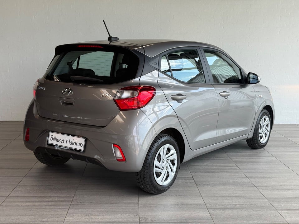 Hyundai i10 1,0 MPi Essential AMT 5d