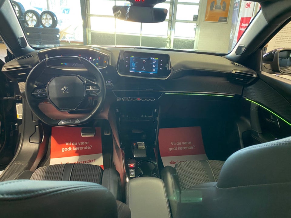 Peugeot e-2008 50 GT 5d