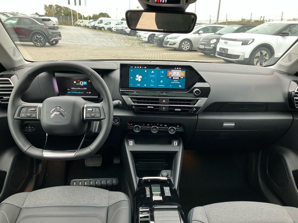 Citroën ë-C4 X 50 Shine 4d