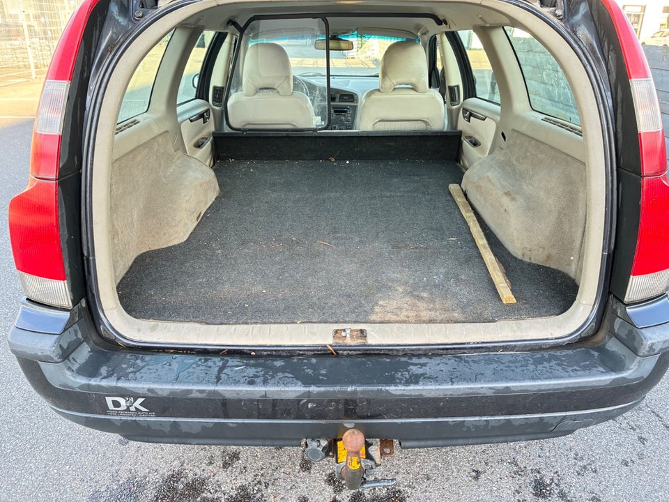Volvo V70 2,3 T5 aut. 5d