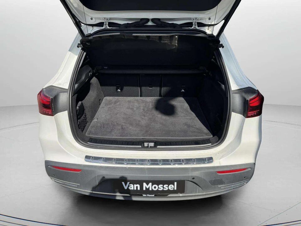 Mercedes EQA250+ Progressive 5d