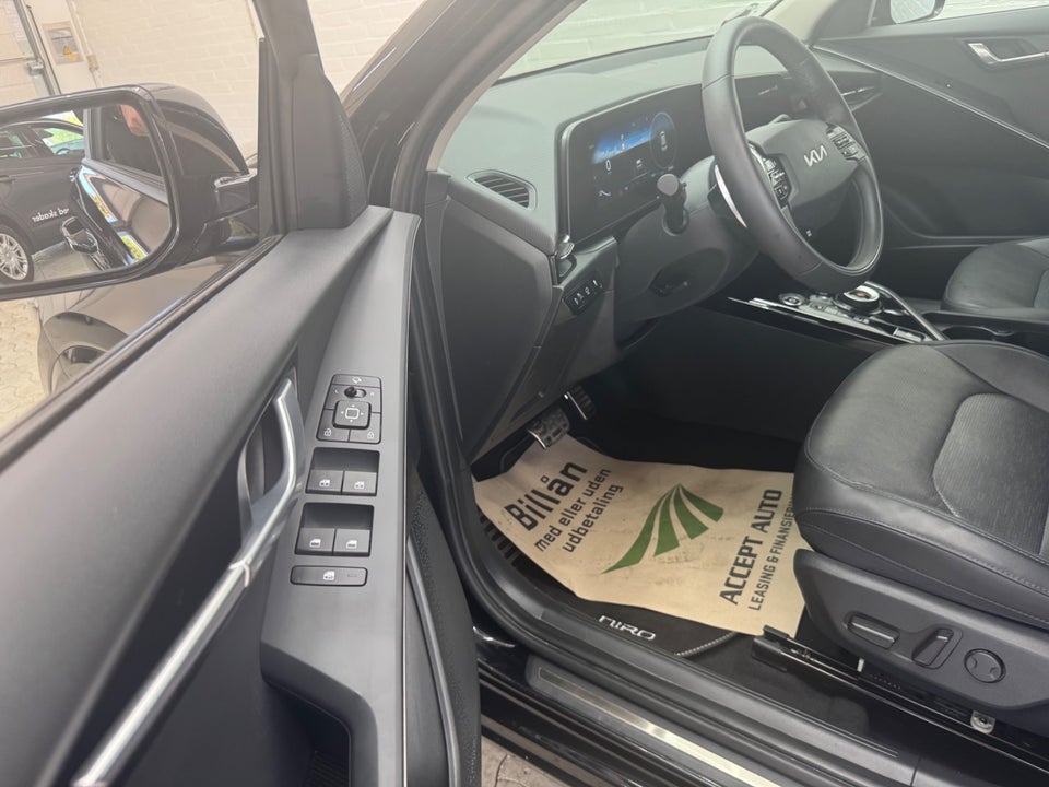Kia Niro 64 EV Inspiration 5d