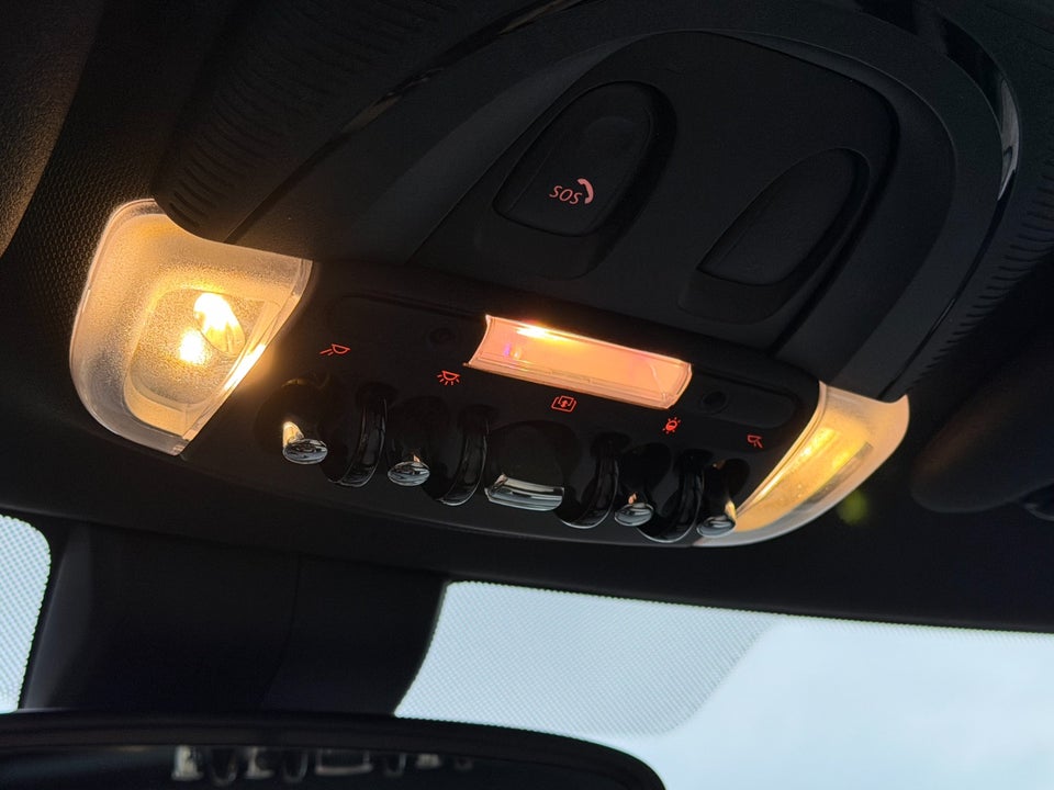 MINI Cooper SE Maximise 3d