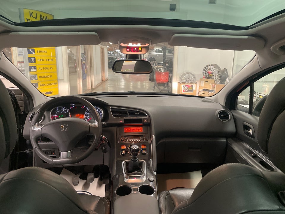 Peugeot 3008 1,6 HDi 114 Style 5d