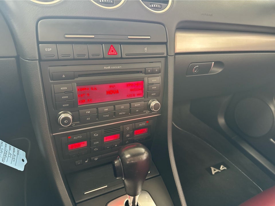 Audi A4 1,8 T 163 Cabriolet Multitr. 2d