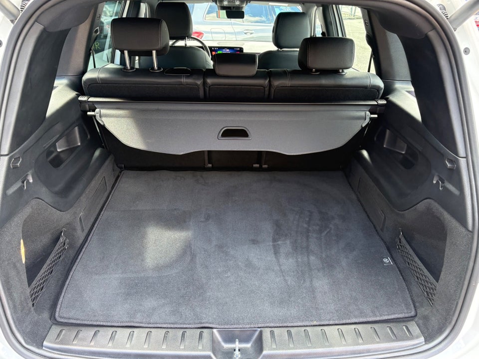 Mercedes EQB250+ Progressive 5d
