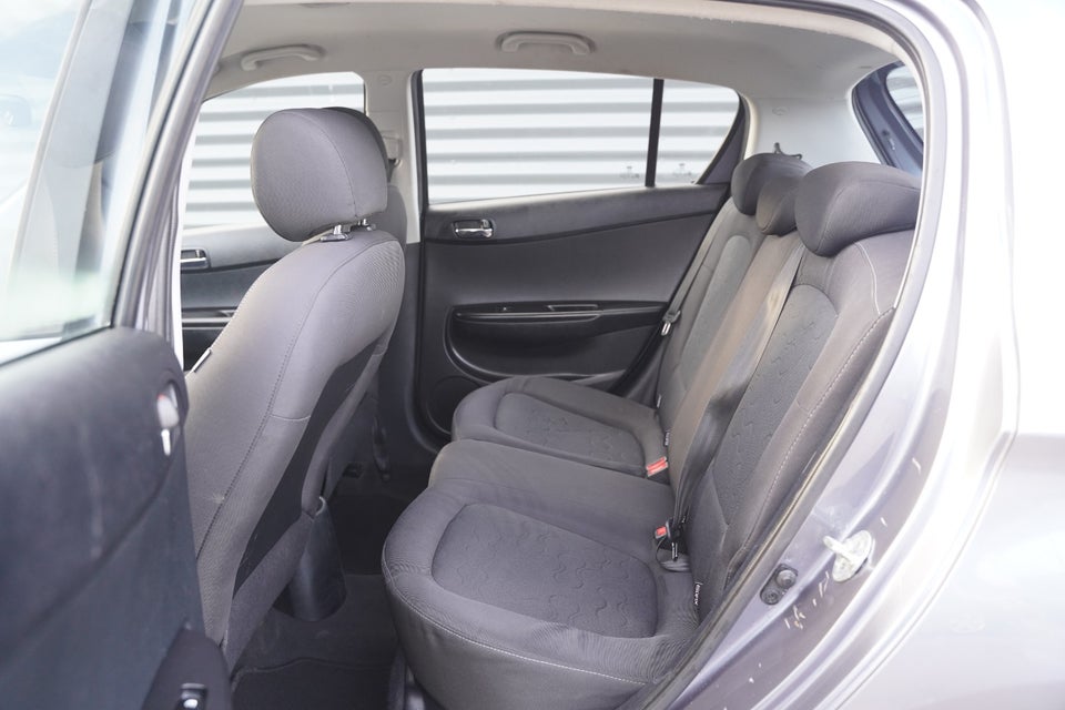 Hyundai i20 1,25 Classic 5d