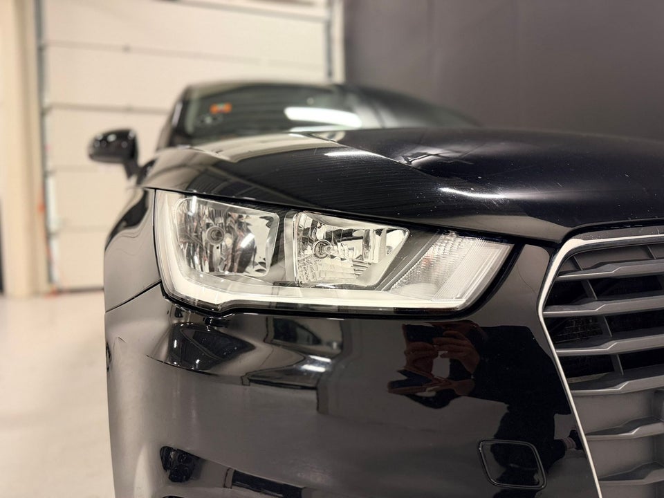 Audi A1 1,4 TDi 90 Ultra Sportback 5d