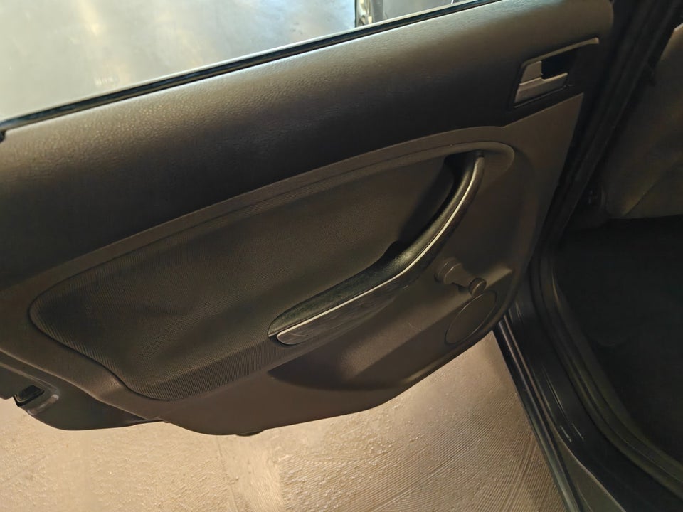 Ford C-MAX 1,6 Trend 5d