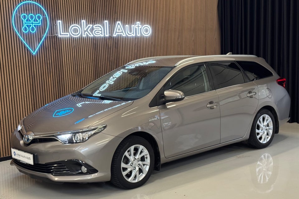 Toyota Auris 1,8 Hybrid H2 Premium Comfort CVT 5d