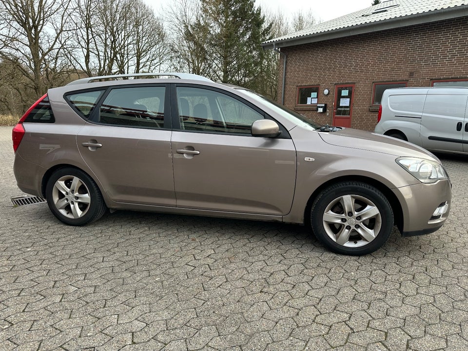 Kia Ceed 1,6 CRDi 115 Sport SW 5d