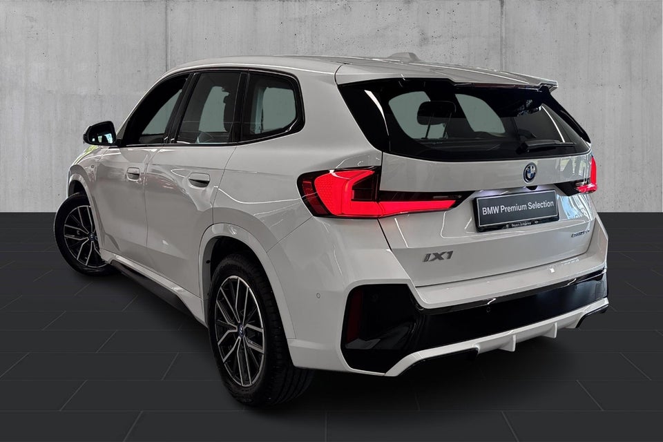 BMW iX1 eDrive20 M-Sport 5d