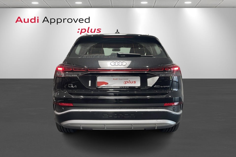 Audi Q4 e-tron 45 S-line 5d
