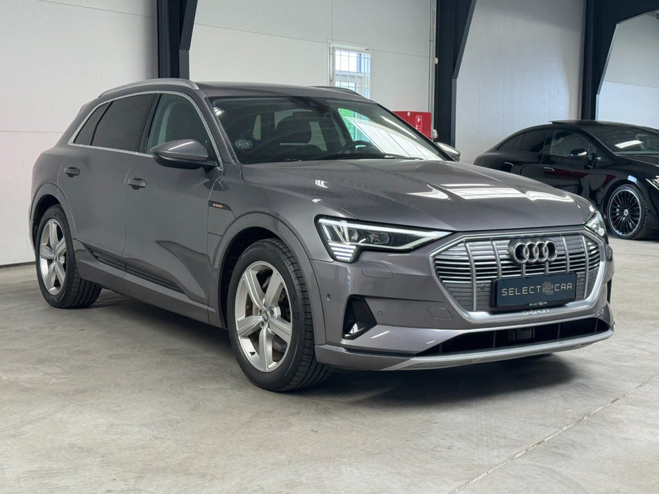 Audi e-tron 55 quattro 5d