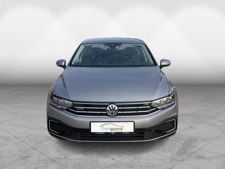 VW Passat 1,4 GTE+ Pro DSG 4d