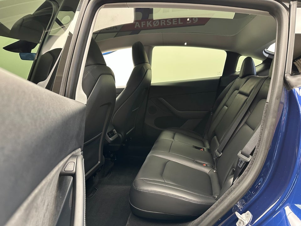 Tesla Model Y RWD 5d