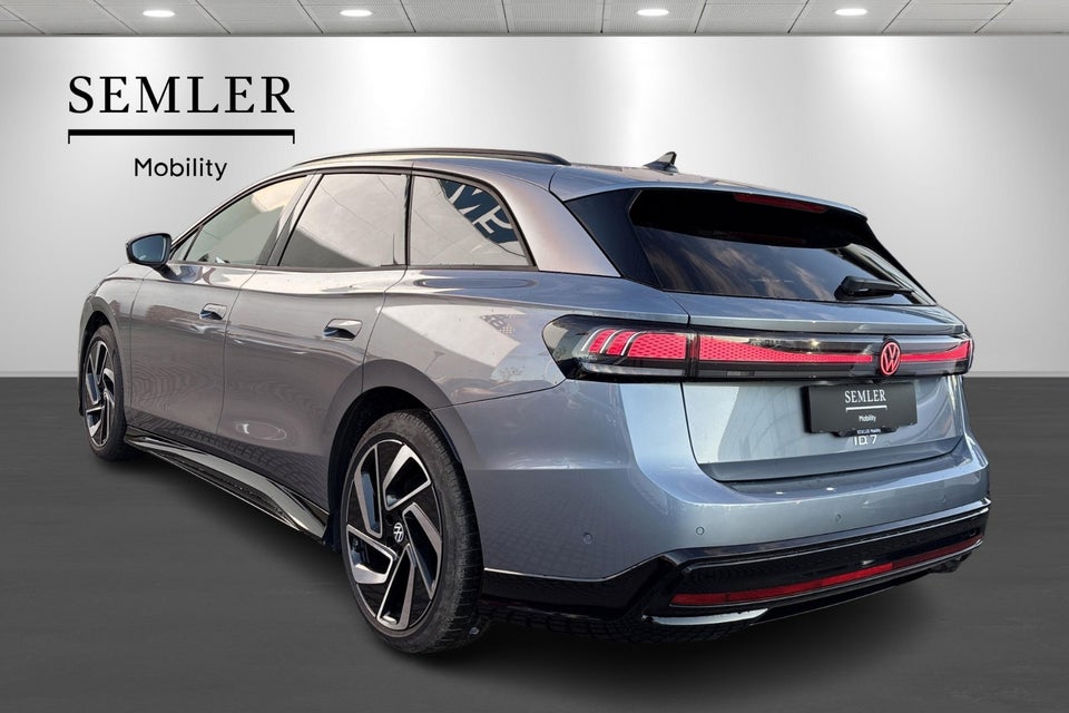 VW ID.7 77 Style Tourer 5d