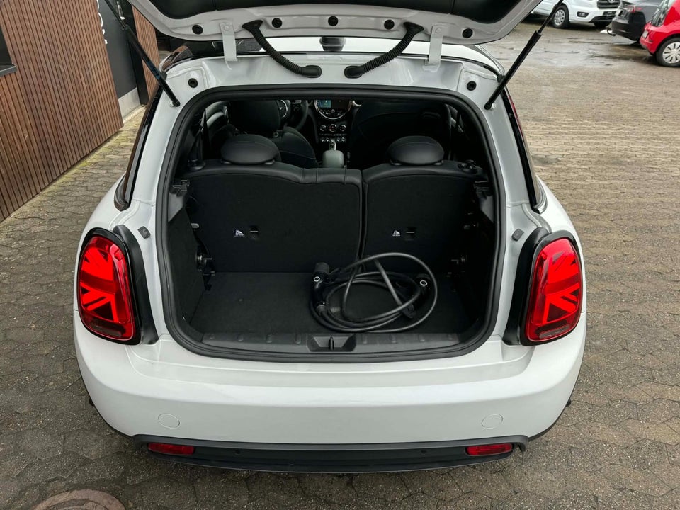 MINI Cooper SE Yours Trim 3d