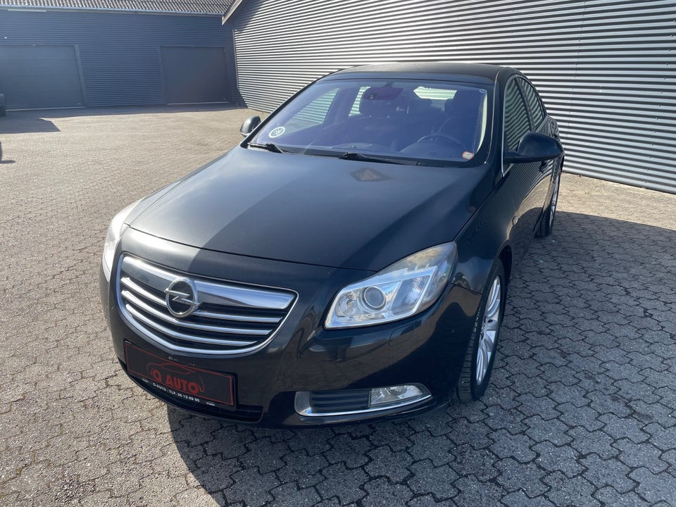 Opel Insignia 1,8 Cosmo 4d