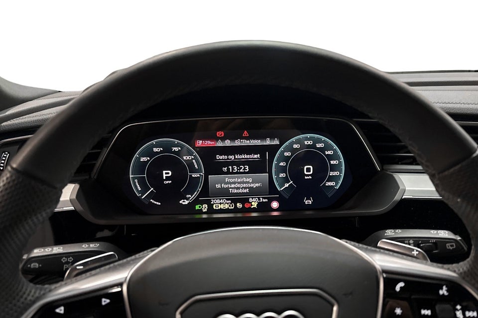 Audi Q8 e-tron 55 S-line quattro 5d