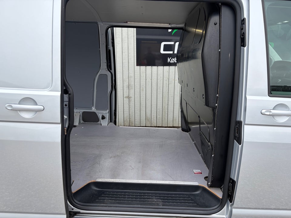 VW Transporter 2,0 TDi 199 Kassevogn DSG 4Motion lang
