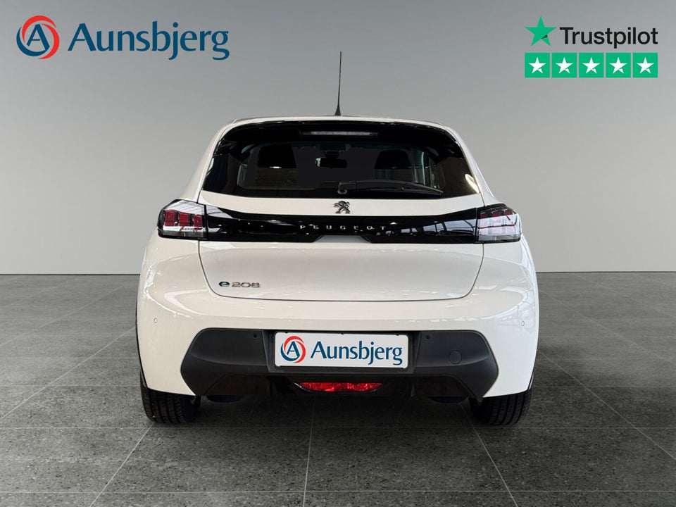 Peugeot e-208 50 Active 5d
