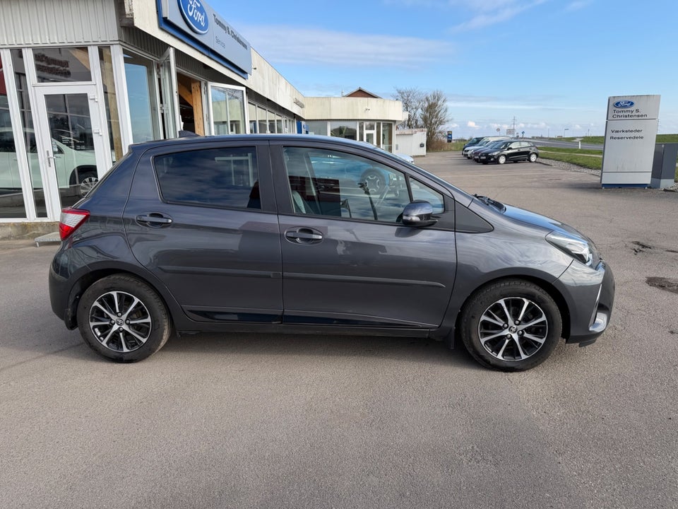 Toyota Yaris 1,0 VVT-i T3 5d