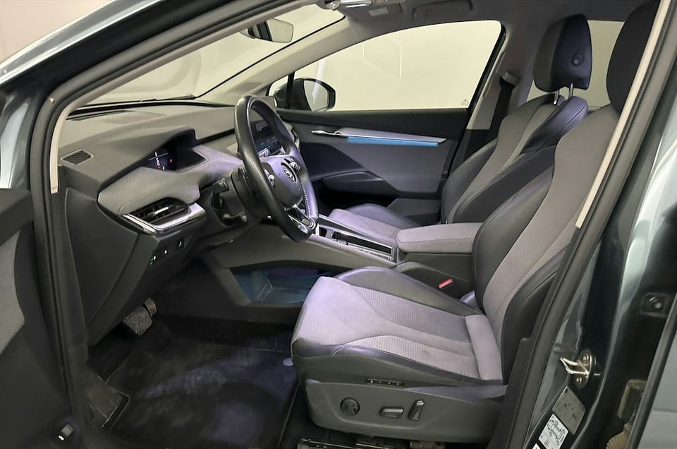 Skoda Enyaq 80 iV Plus Loft 5d