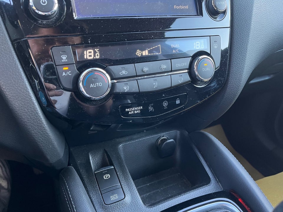 Nissan Qashqai 1,2 Dig-T 115 Acenta 5d