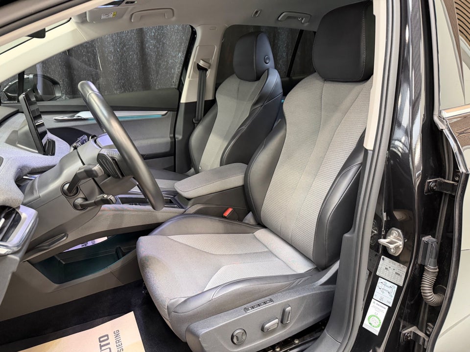 Skoda Enyaq 80 iV Loft 5d