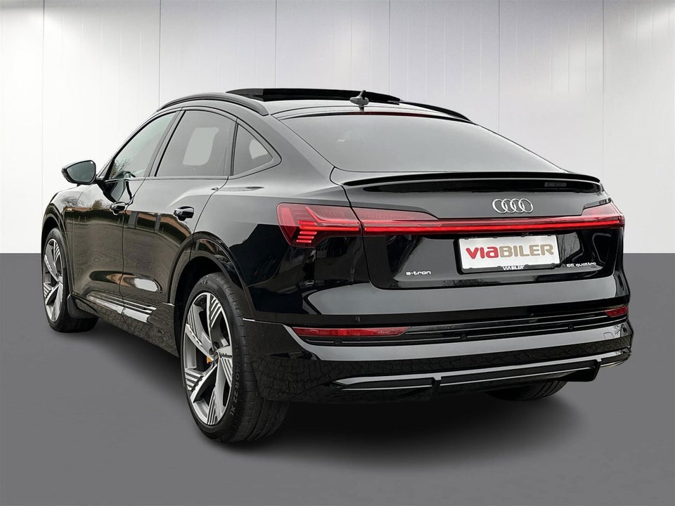 Audi e-tron 55 S-line Sportback quattro 5d