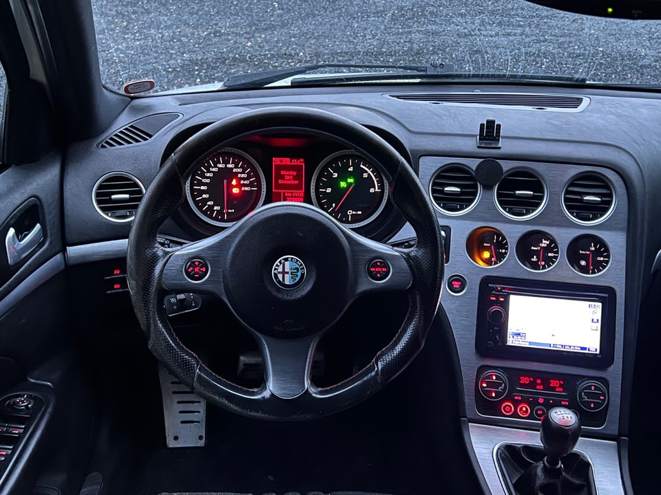 Alfa Romeo 159 2,4 JTDm 210 Ti Sportwagon 5d