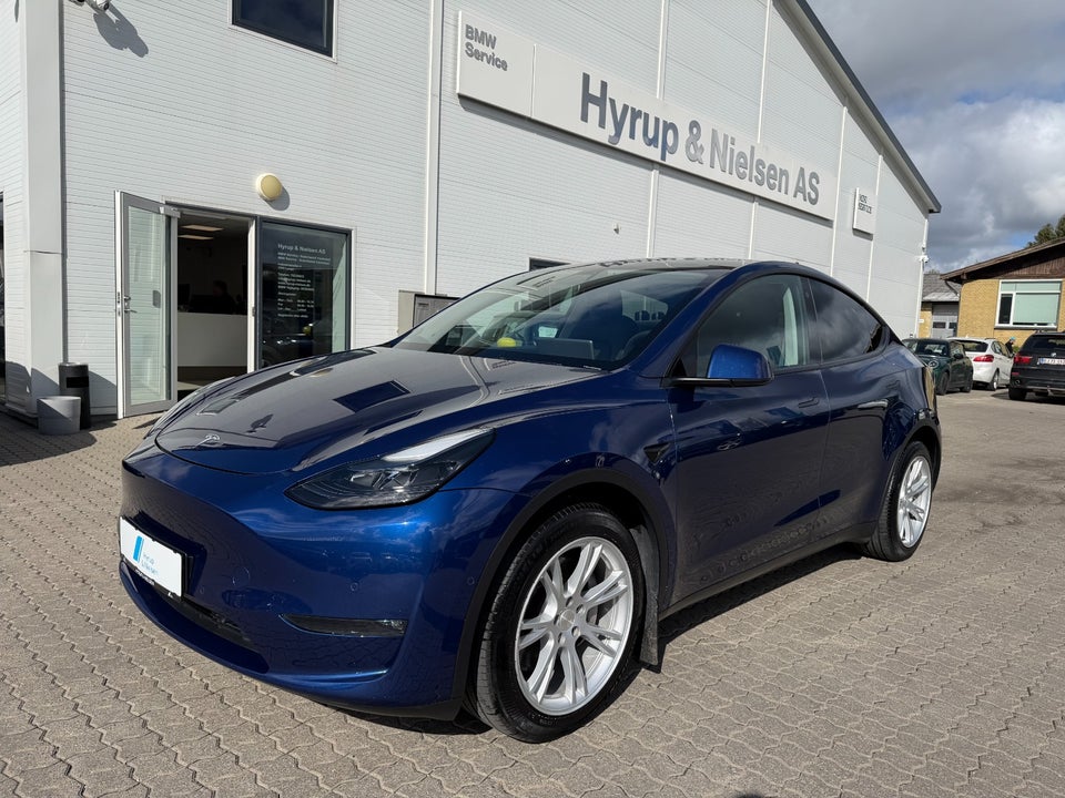 Tesla Model Y Long Range AWD 5d