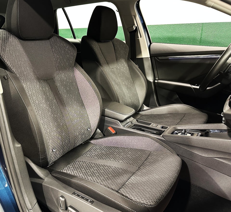 Skoda Octavia 2,0 TDi 150 Style Combi DSG 5d