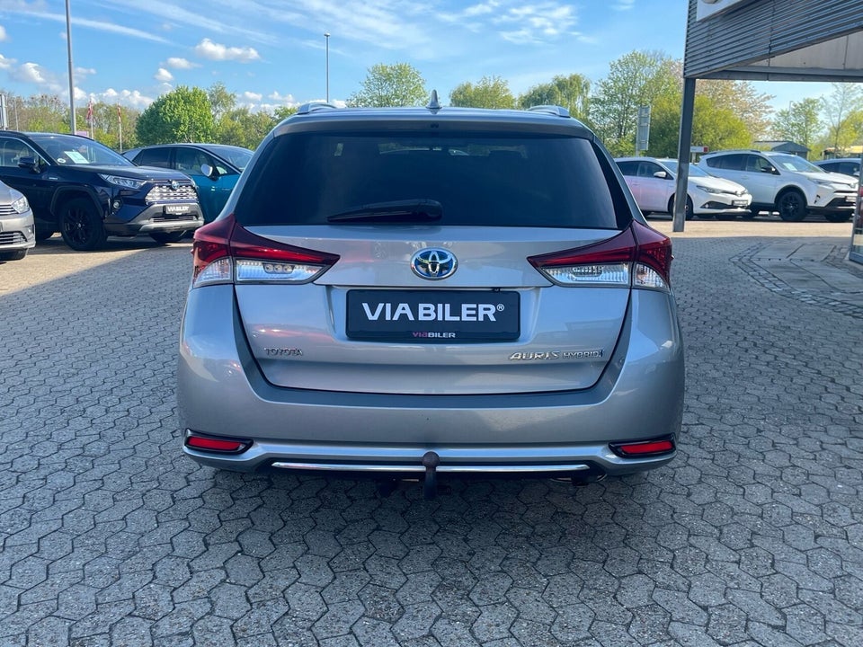 Toyota Auris 1,8 Hybrid H2 Comfort Touring Sports CVT 5d