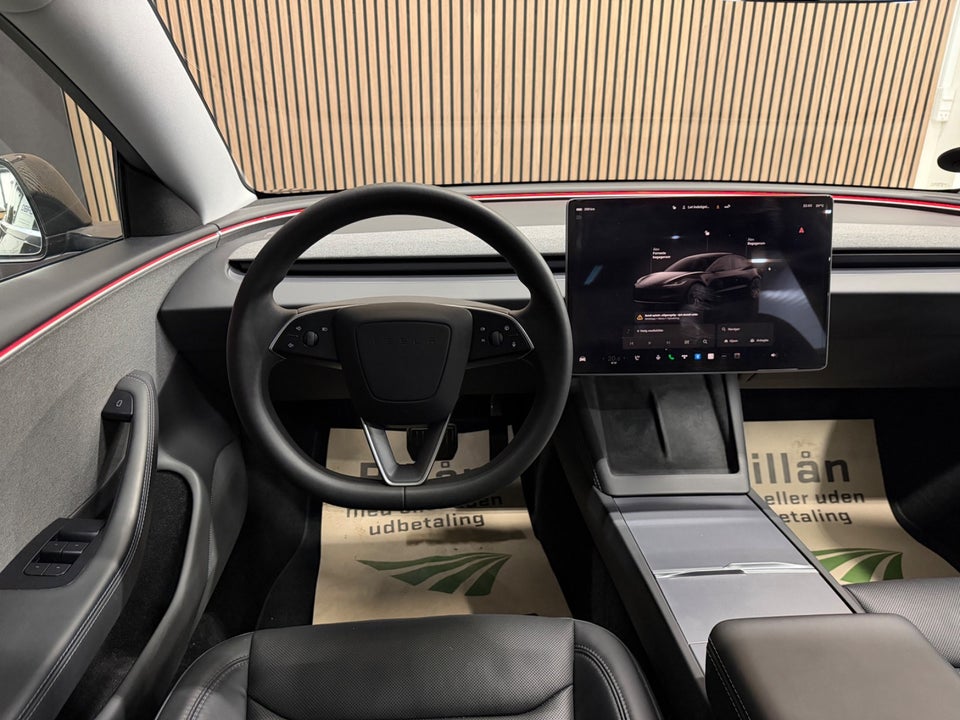 Tesla Model 3 RWD 4d