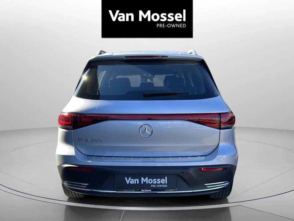 Mercedes EQB250 Progressive 5d