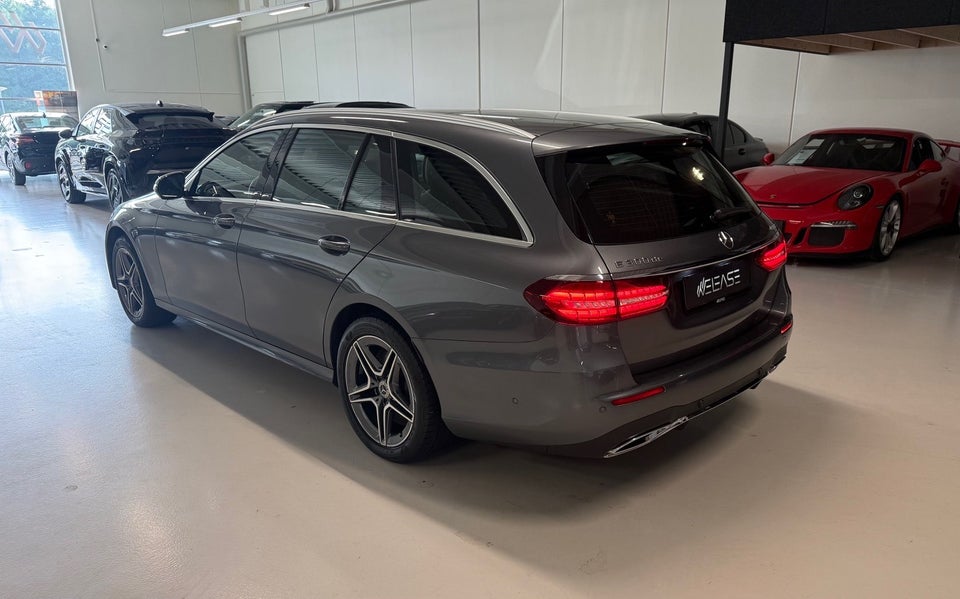 Mercedes E300 de 2,0 AMG Line stc. aut. 4Matic 5d