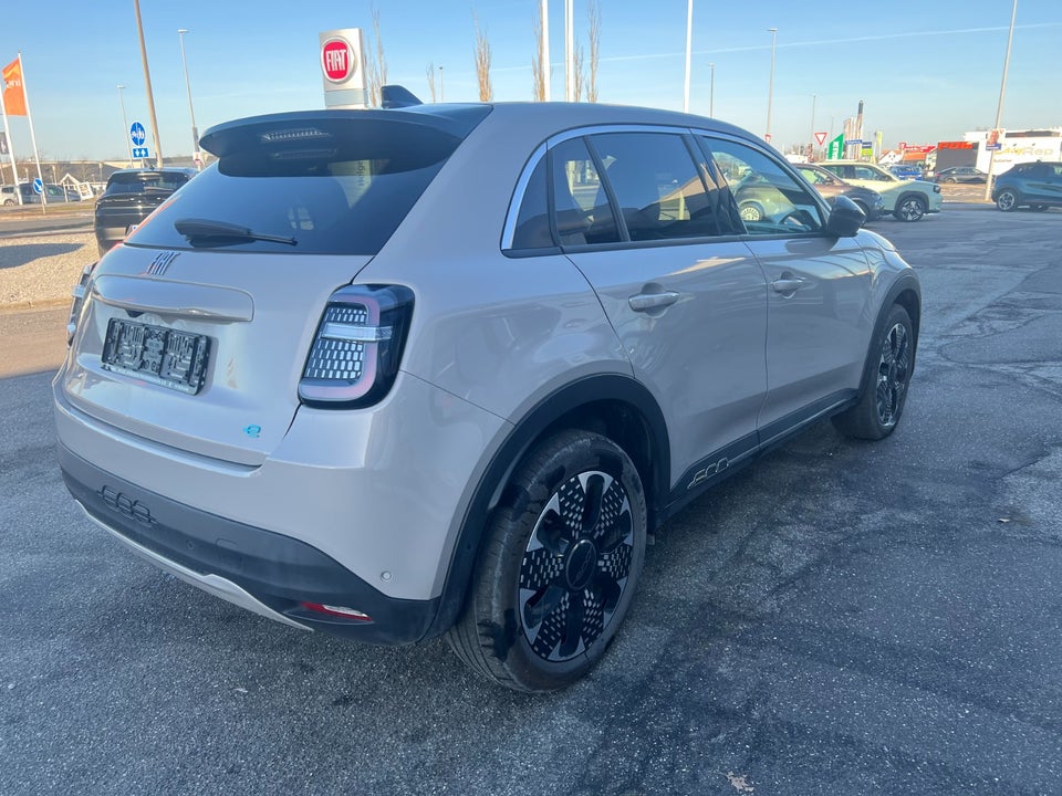 Fiat 600e 54 la Prima 5d