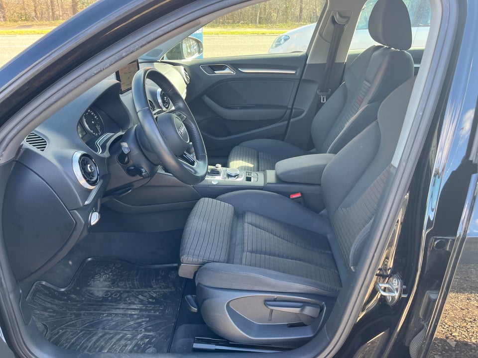 Audi A3 1,4 e-tron Sport Sportback S-tr. 5d