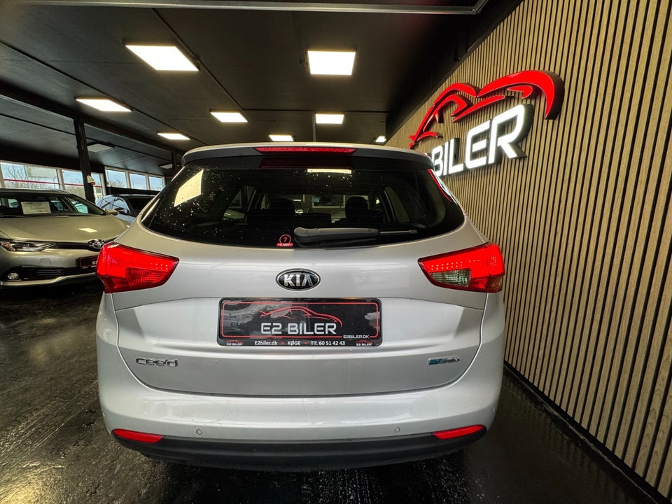 Kia Ceed 1,6 CRDi 128 Spring SW 5d