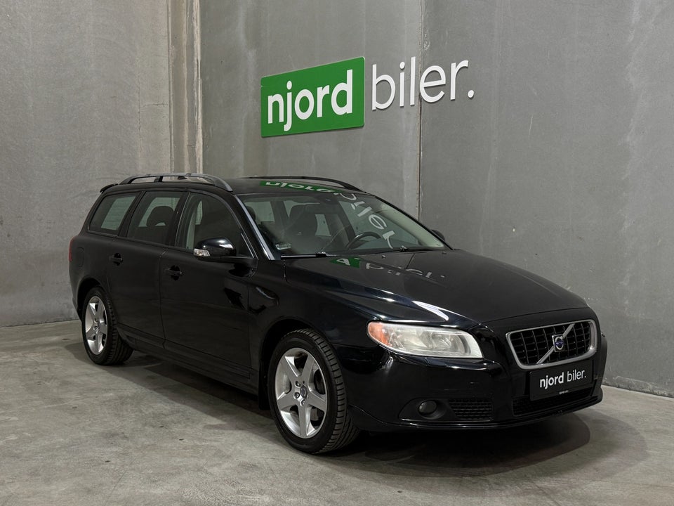 Volvo V70 2,5 T Momentum aut. 5d