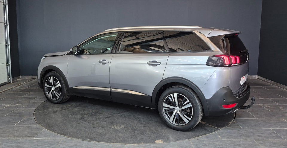 Peugeot 5008 1,2 e-THP 130 Allure EAT6 7prs 5d